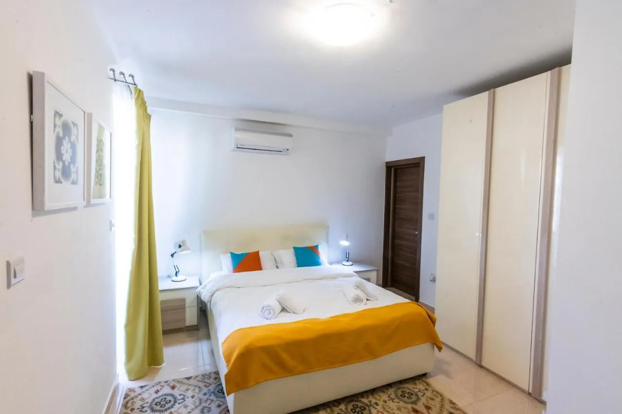 Bajja Apartments San Giuliano Malta